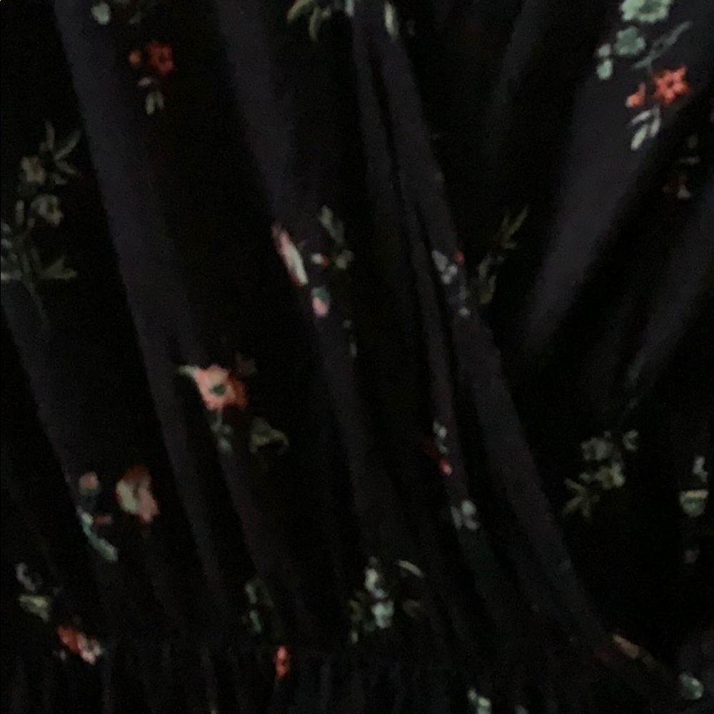 Shirt - Picture 2 of 4